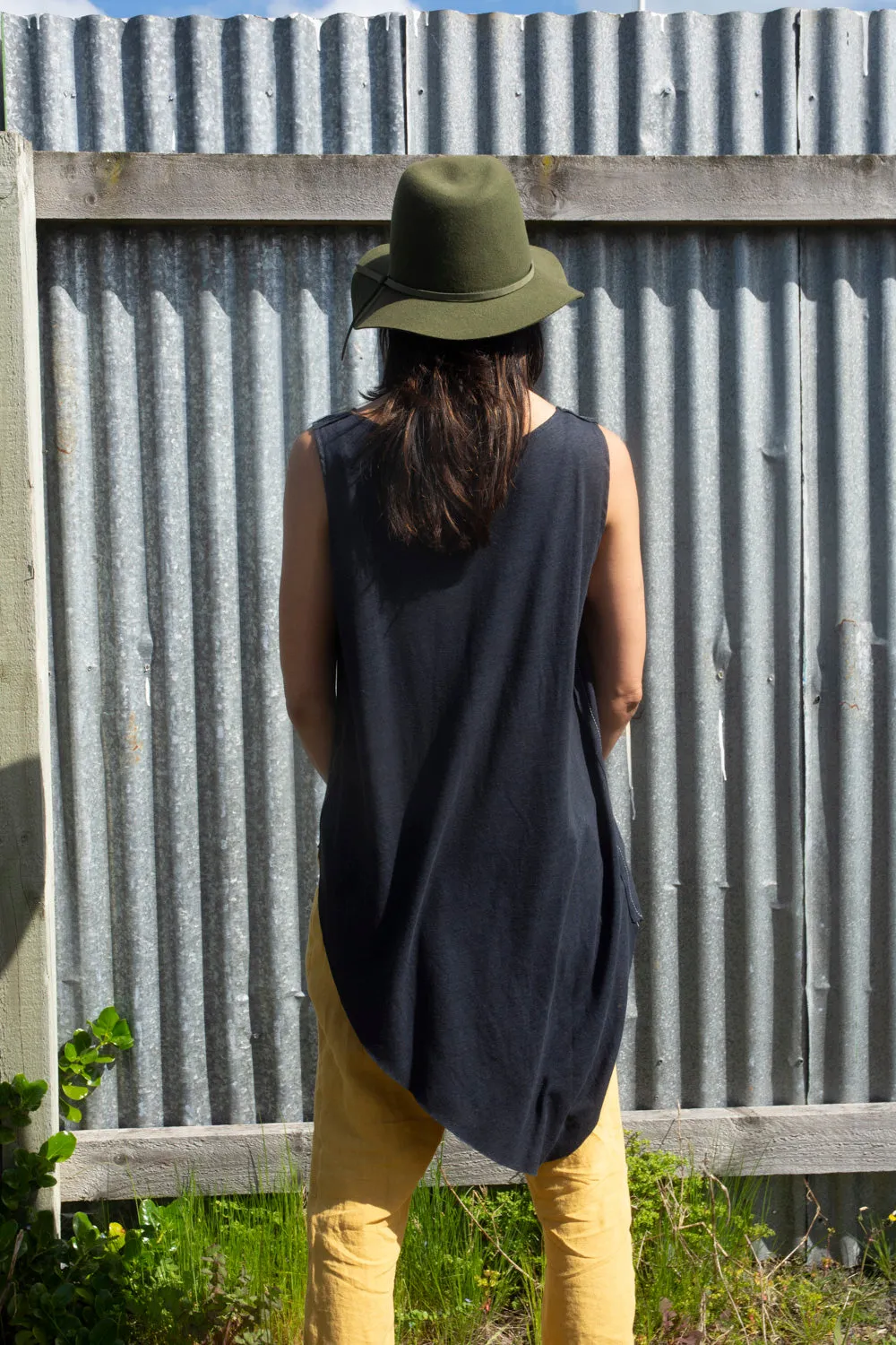 Going Underground Singlet